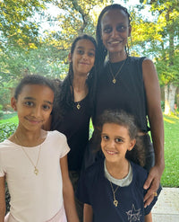 Hanna and her daughters