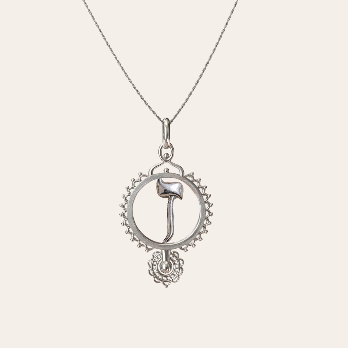 Ruth – Zayin | Silver Necklace